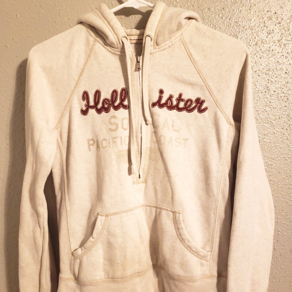 Hollister brand hoodie